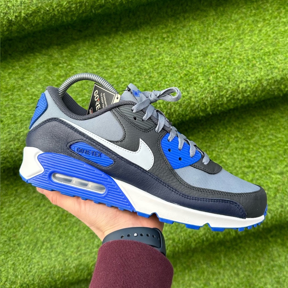 Nike Air Max 90 GORE TEX  Grey Racer Blue Men's Size 8.5 Brand New Waterproof